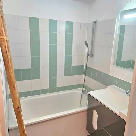 Sea View With Pool Apartment
